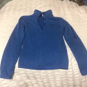Patagonia Women 1/4 zip up fleece